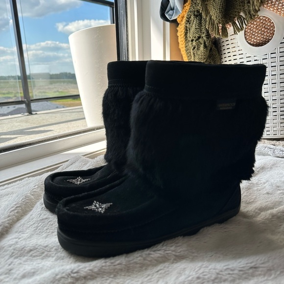 Mukluks Waterproof Suede Short Snowy Owl Mukluk Rabbit Fur sheep and cow Leather - Picture 2 of 8